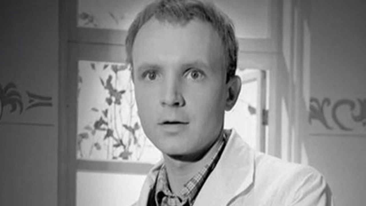 ТЕСТ: Насколько хорошо вы знаете роли Андрея Мягкова?